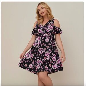 Torrid Mini Studio Knit Cold Shoulder Wrap Dress Size 00X